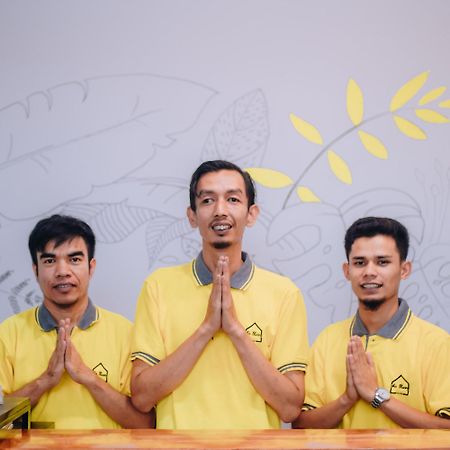 Aur Kuning Hostel Syariah Bukittinggi Zewnętrze zdjęcie