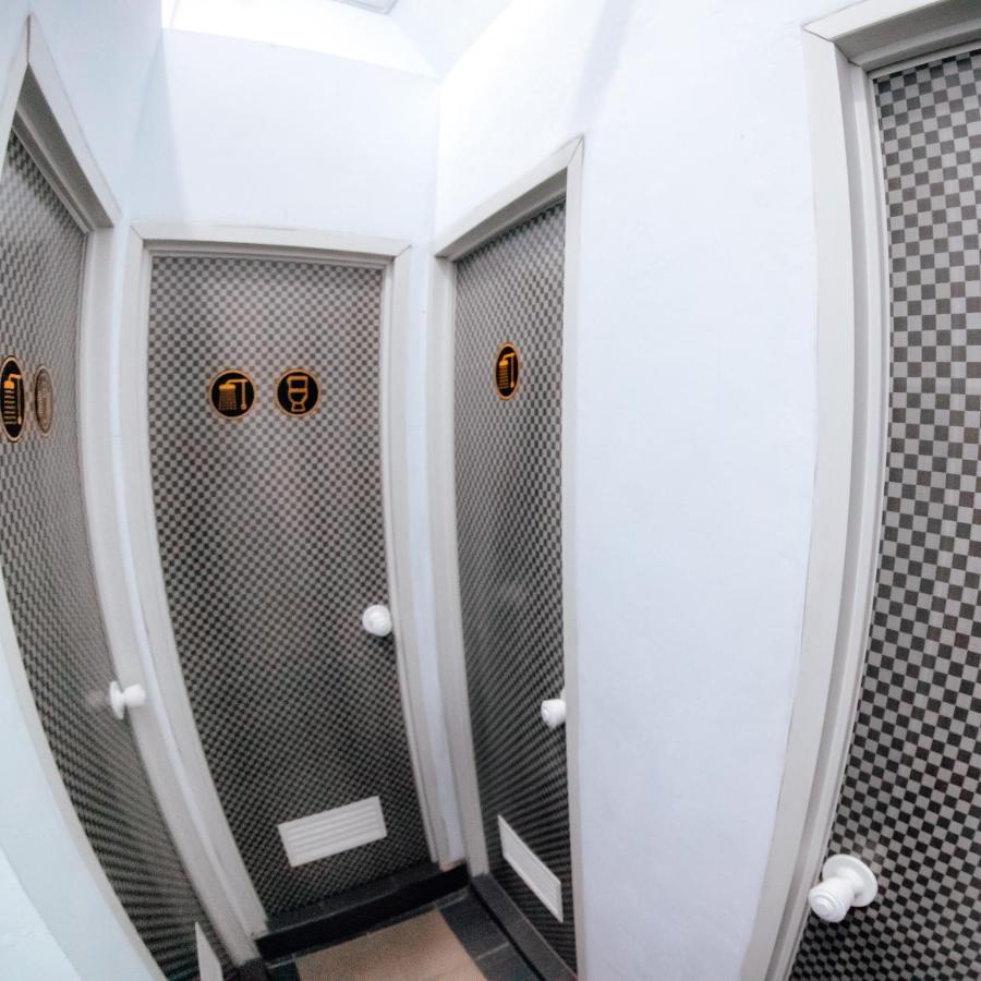 Aur Kuning Hostel Syariah Bukittinggi Zewnętrze zdjęcie